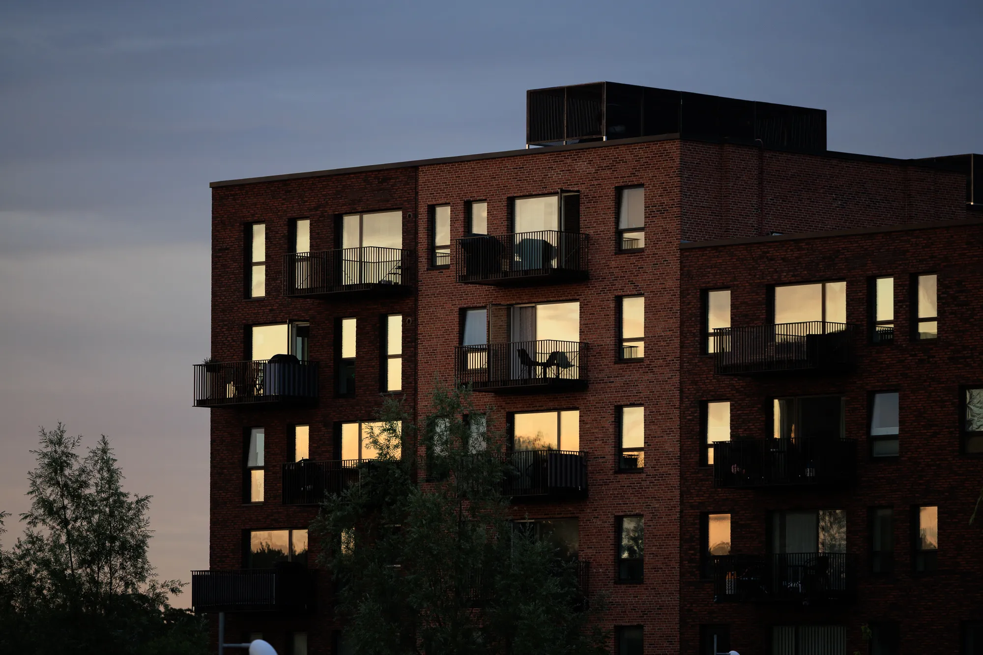 Rooflines against soft Scandinavian dusk — Hedehusene