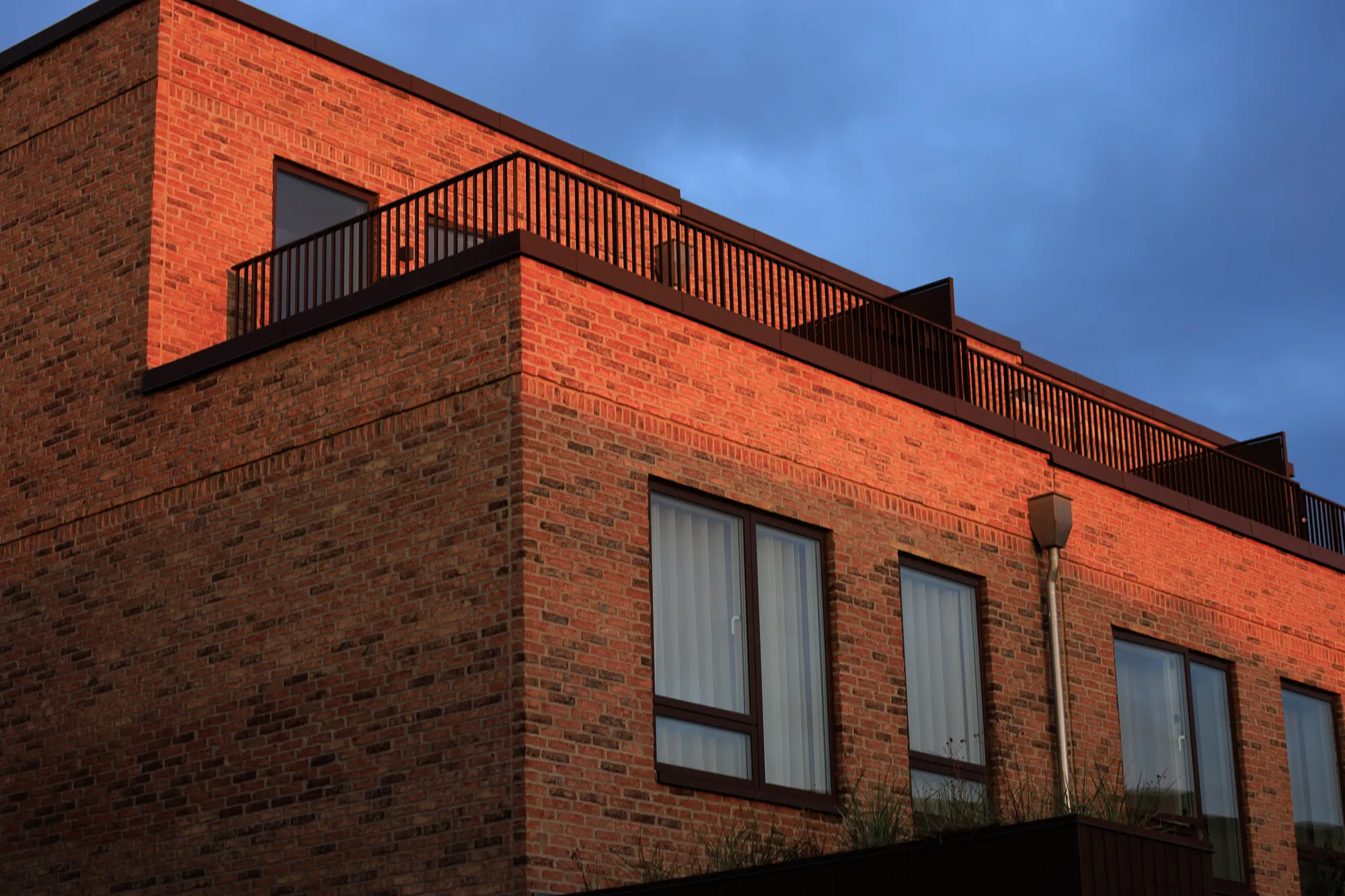 Evening on streets near the station — Høje-Taastrup